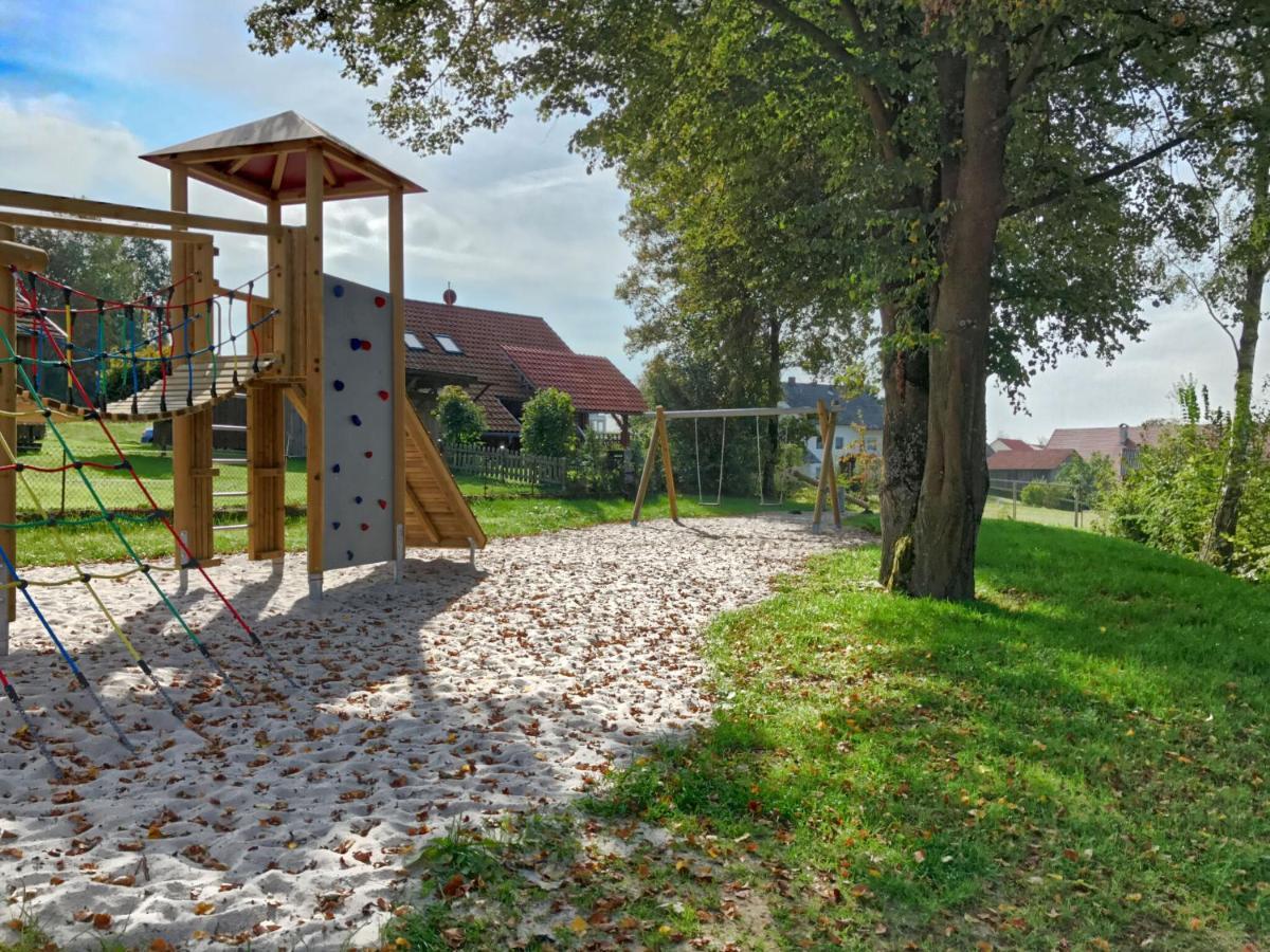 Comfortable Holiday Home With Hot Tub Teunz Экстерьер фото