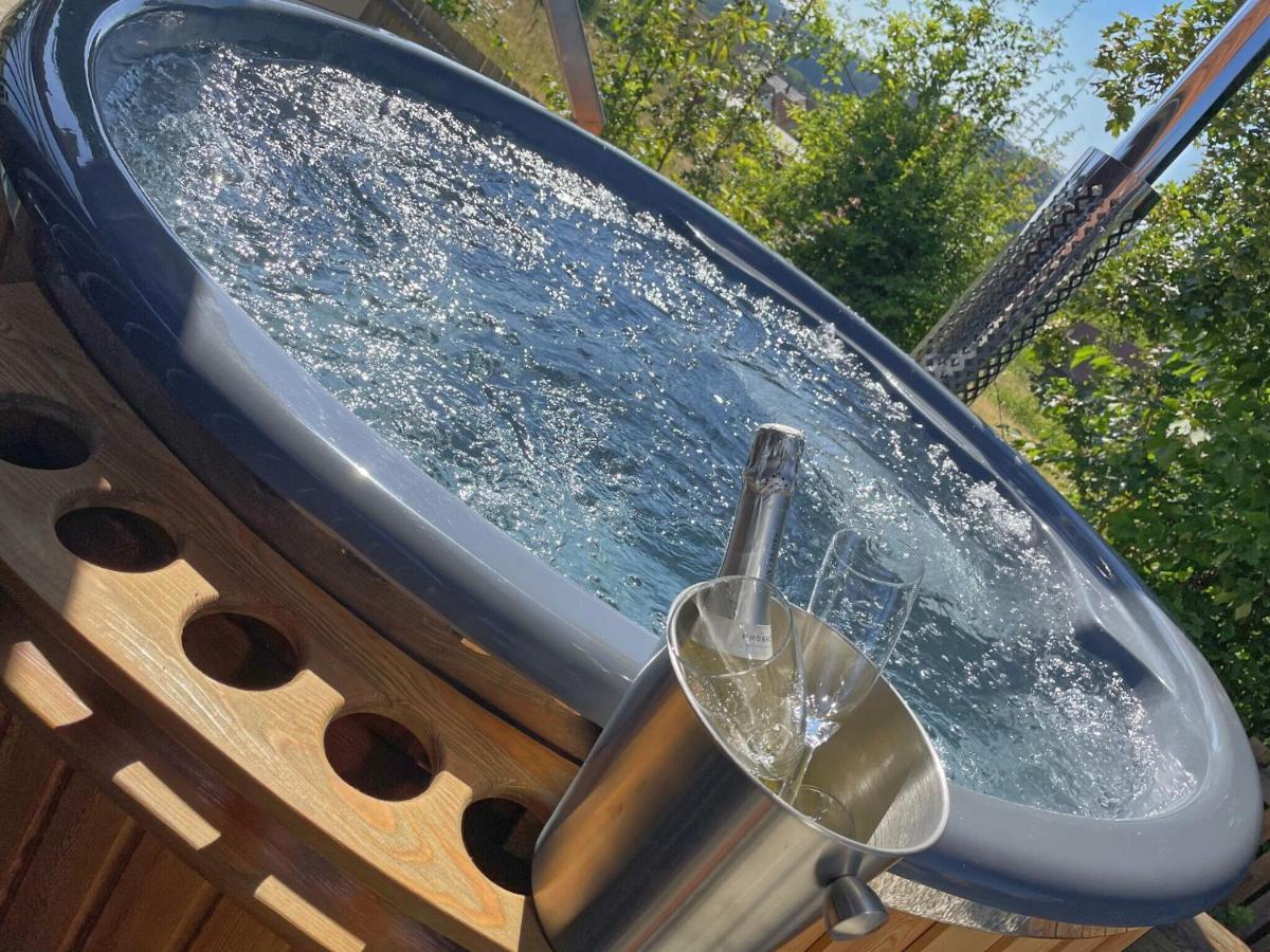 Comfortable Holiday Home With Hot Tub Teunz Экстерьер фото