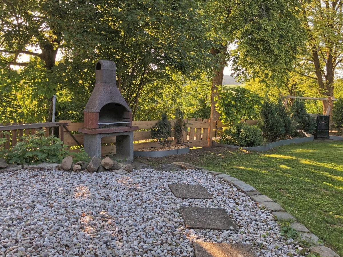 Comfortable Holiday Home With Hot Tub Teunz Экстерьер фото